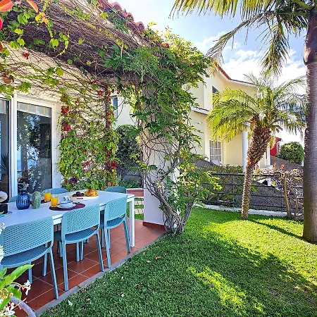 The Jasmin House By Lovelystay *