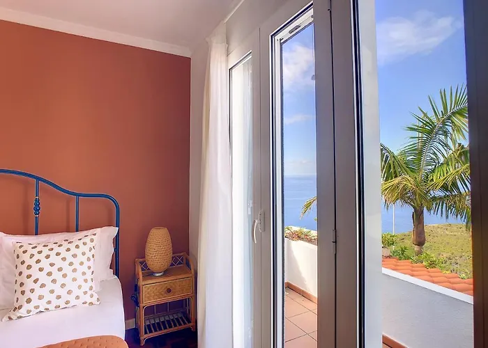 The Jasmin House By Lovelystay *